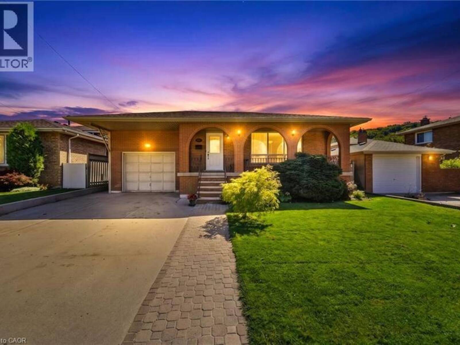 139 GLEN VALLEY Drive, Hamilton, Ontario L8K 6A1