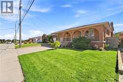 139 GLEN VALLEY Drive | Hamilton Ontario | Slide Image Four