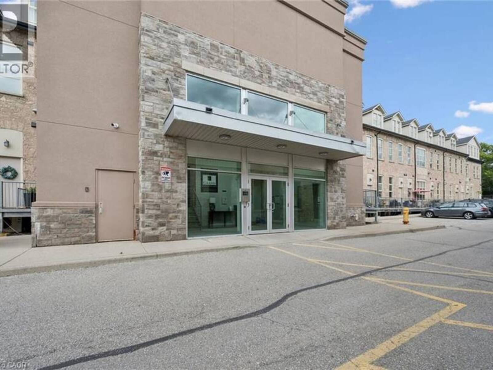 25 CONCESSION Street Unit# 204, Cambridge, Ontario N1R 2G6