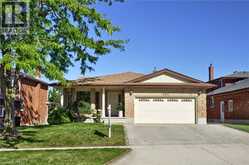 602 CHAMPLAIN Boulevard N | Cambridge Ontario | Slide Image One