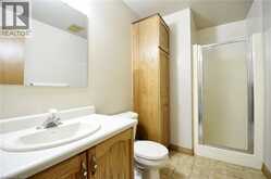 602 CHAMPLAIN Boulevard N | Cambridge Ontario | Slide Image Twenty-six