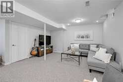 83 NISKA Drive | Waterdown Ontario | Slide Image Thirty-four
