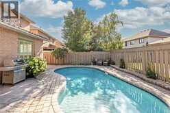 83 NISKA Drive | Waterdown Ontario | Slide Image Thirty-nine