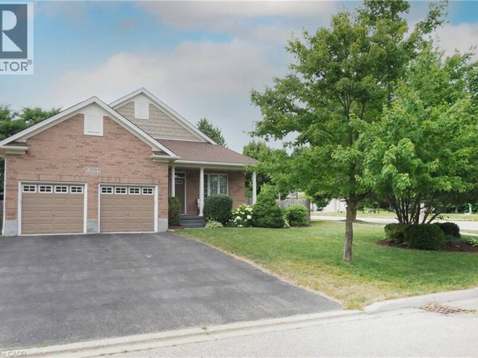 559 SPRINGWATER Drive, Waterloo, Ontario N2V 2K6