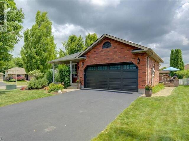 378 MEADOWVALE Place Waterloo Ontario, N2K 3P7 - 3 Bedrooms Home For Sale