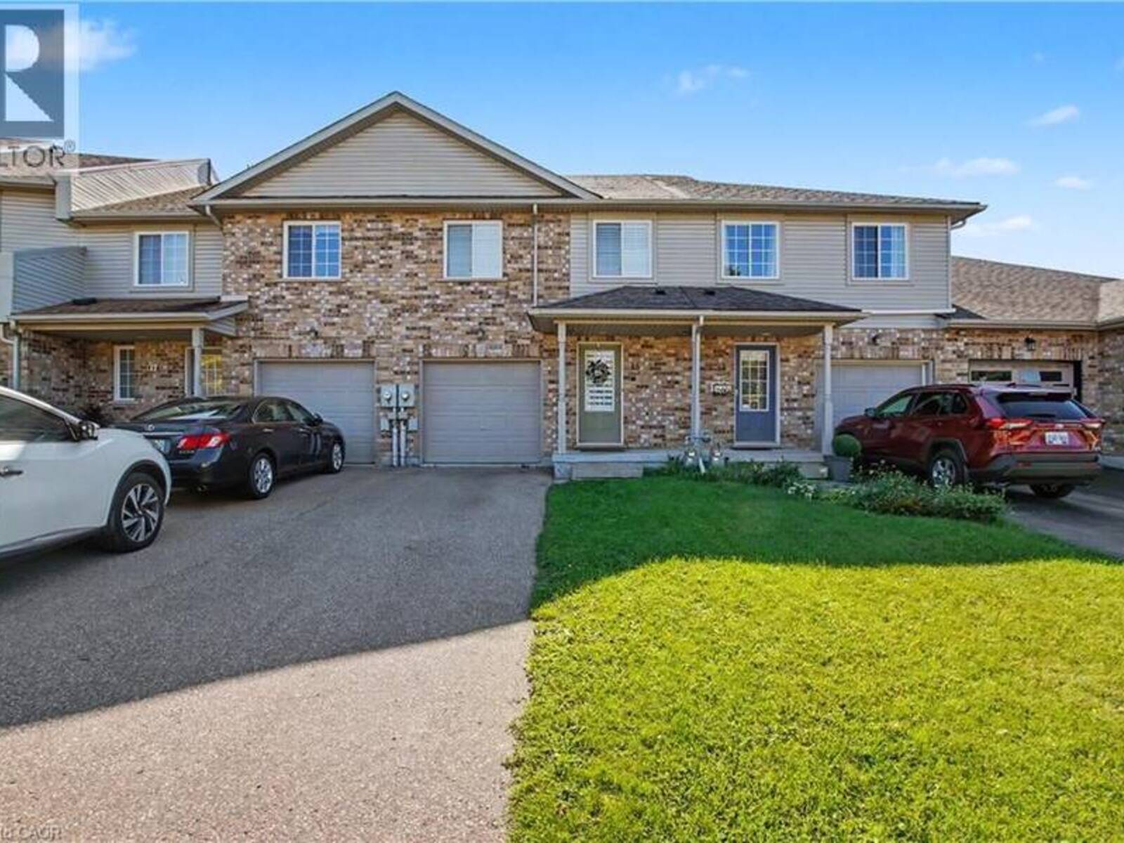 15 BRYAN Court, Kitchener, Ontario N2A 4J4