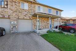 15 BRYAN Court | Kitchener Ontario | Slide Image Two