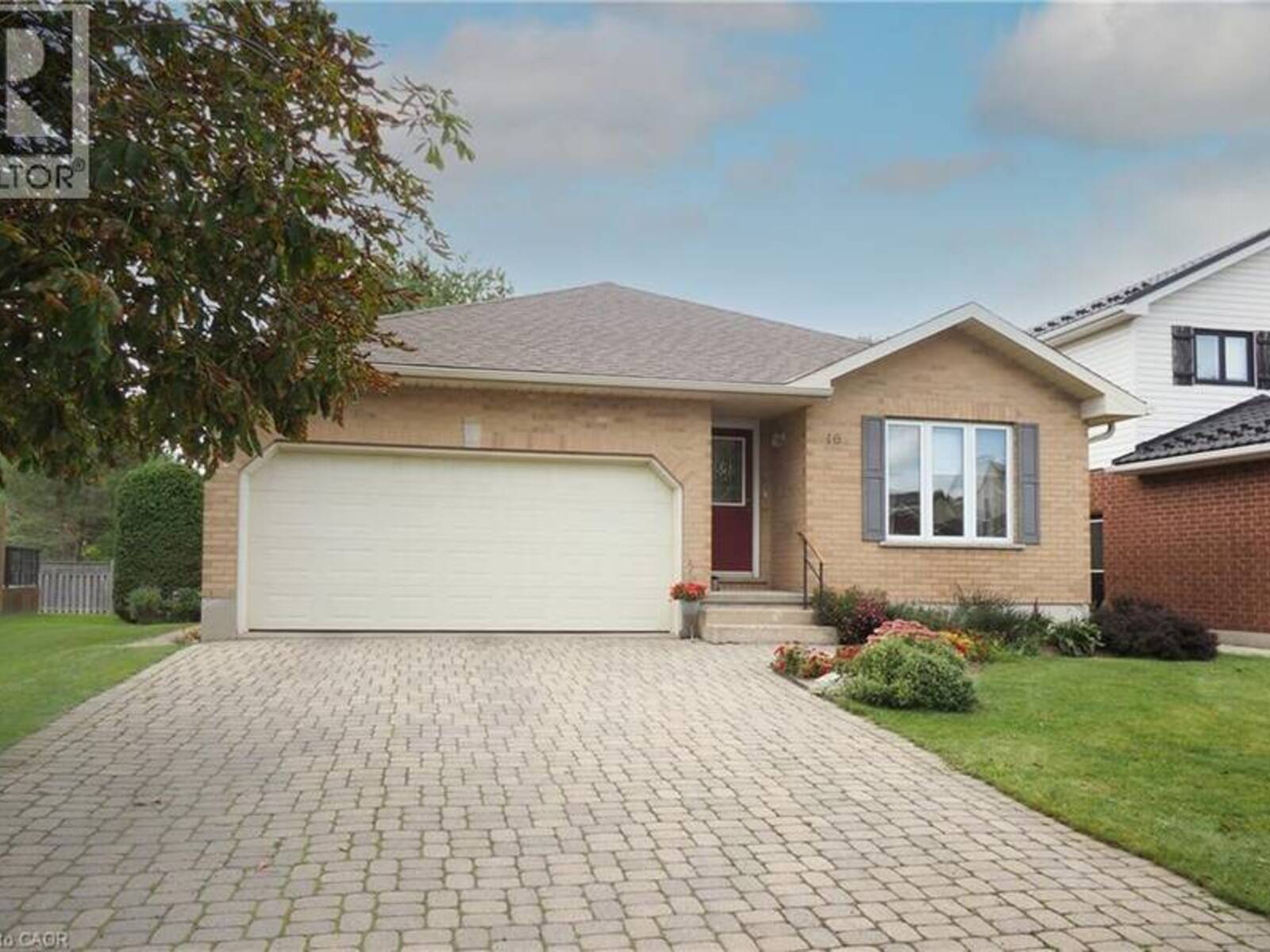 16 MAPLE Street, Mapleton, Ontario N0G 2K0