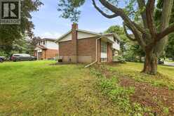 395 MOSSOM Place | Waterloo Ontario | Slide Image Four