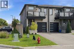 118 SPRINGVALLEY Crescent | Hamilton Ontario | Slide Image Two