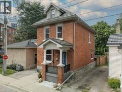 6 ALICE Street Guelph Ontario, N1E 2Z6