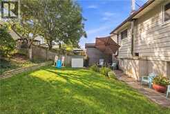 447 DRUMMERHILL Crescent | Waterloo Ontario | Slide Image Nine