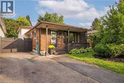 447 DRUMMERHILL Crescent | Waterloo Ontario | Slide Image Five