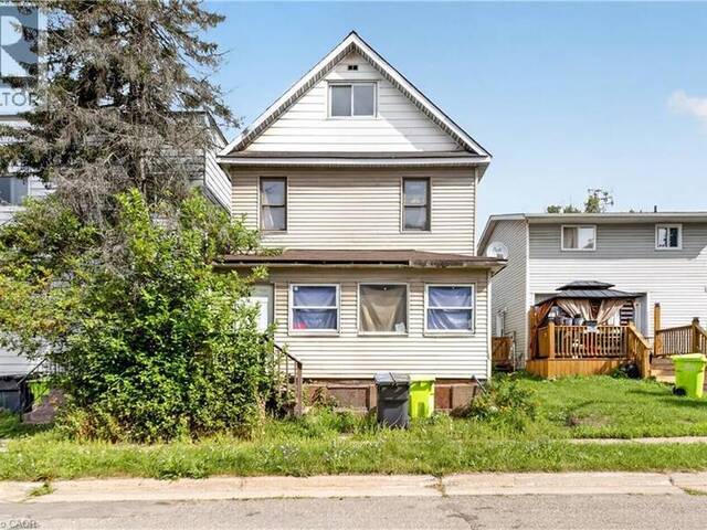 678 ALBERT Street W Sault Ste. Marie Ontario, P6A 1C6 - 3 Bedrooms Home For Sale