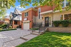 31 FAIRLEIGH Crescent | Hamilton Ontario | Slide Image Two