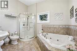 7105 YORK Drive | Niagara Falls Ontario | Slide Image Nineteen