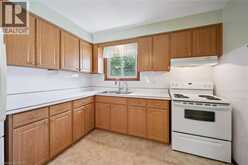 309 TOLL GATE Boulevard | Waterloo Ontario | Slide Image Seventeen