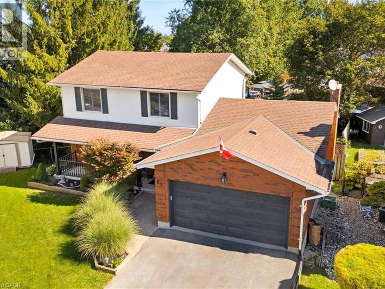 60 CHERRYTREE Court, Kitchener, Ontario N2N 1L9