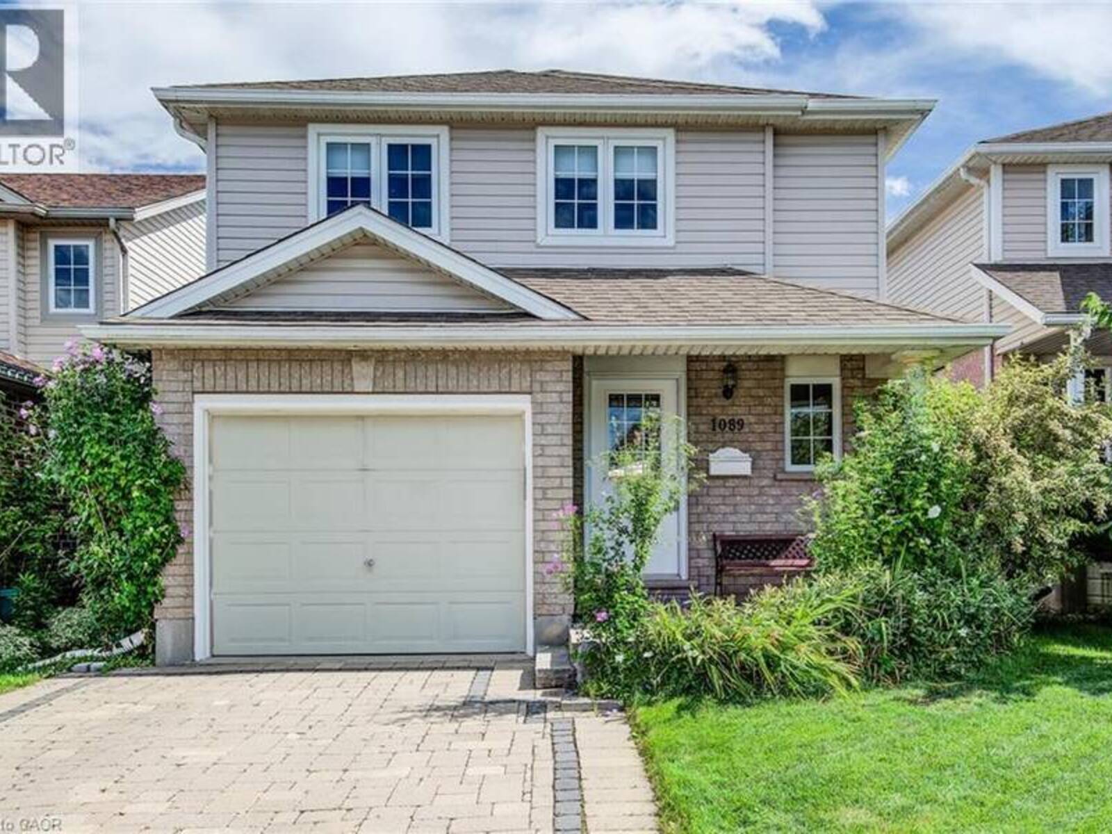 1089 COPPER LEAF Crescent, Kitchener, Ontario N2E 3W4