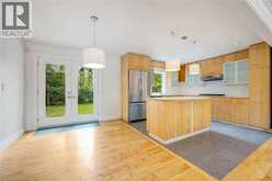 7 WASHINGTON Avenue | Oakville Ontario | Slide Image Twelve