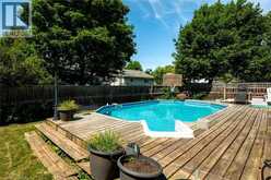 364 STONEHEIGHT Place | Waterloo Ontario | Slide Image Four