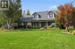 27 JOHN MARTIN Crescent | Hamilton Ontario | Slide Image Two