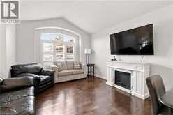 33 STRATFORD Terrace | Brantford Ontario | Slide Image Four