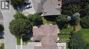 2549 ADDINGHAM Crescent | Oakville Ontario | Slide Image Thirty-one