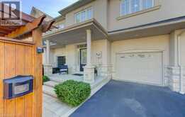 455 CLARIDGE Road Unit# 7 | Burlington Ontario | Slide Image Two