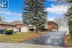 27 BLENHEIM Drive | Hamilton Ontario | Slide Image Three
