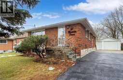 27 BLENHEIM Drive | Hamilton Ontario | Slide Image One