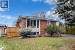 27 BLENHEIM Drive | Hamilton Ontario | Slide Image Two