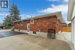 27 BLENHEIM Drive | Hamilton Ontario | Slide Image Thirty-five