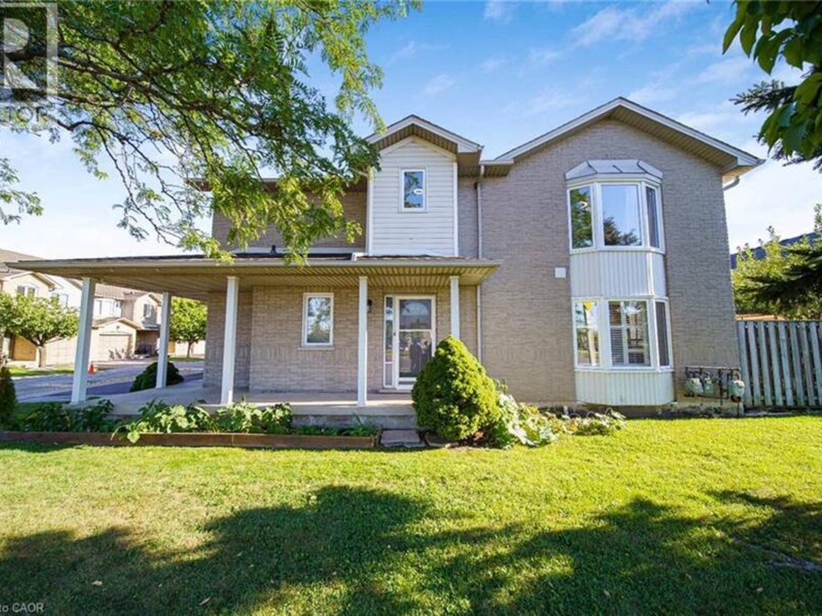 800 PARAMOUNT Drive Unit# 1, Hamilton, Ontario L8J 3V7