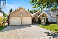 648 BAYHAMPTON Crescent | Waterloo Ontario | Slide Image Three