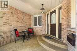 648 BAYHAMPTON Crescent | Waterloo Ontario | Slide Image Four