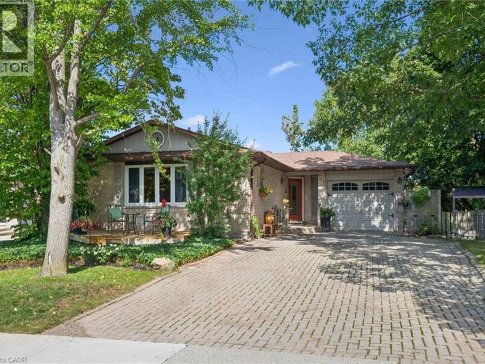 139 WESTVALE Drive, Waterloo, Ontario N2T 1B6