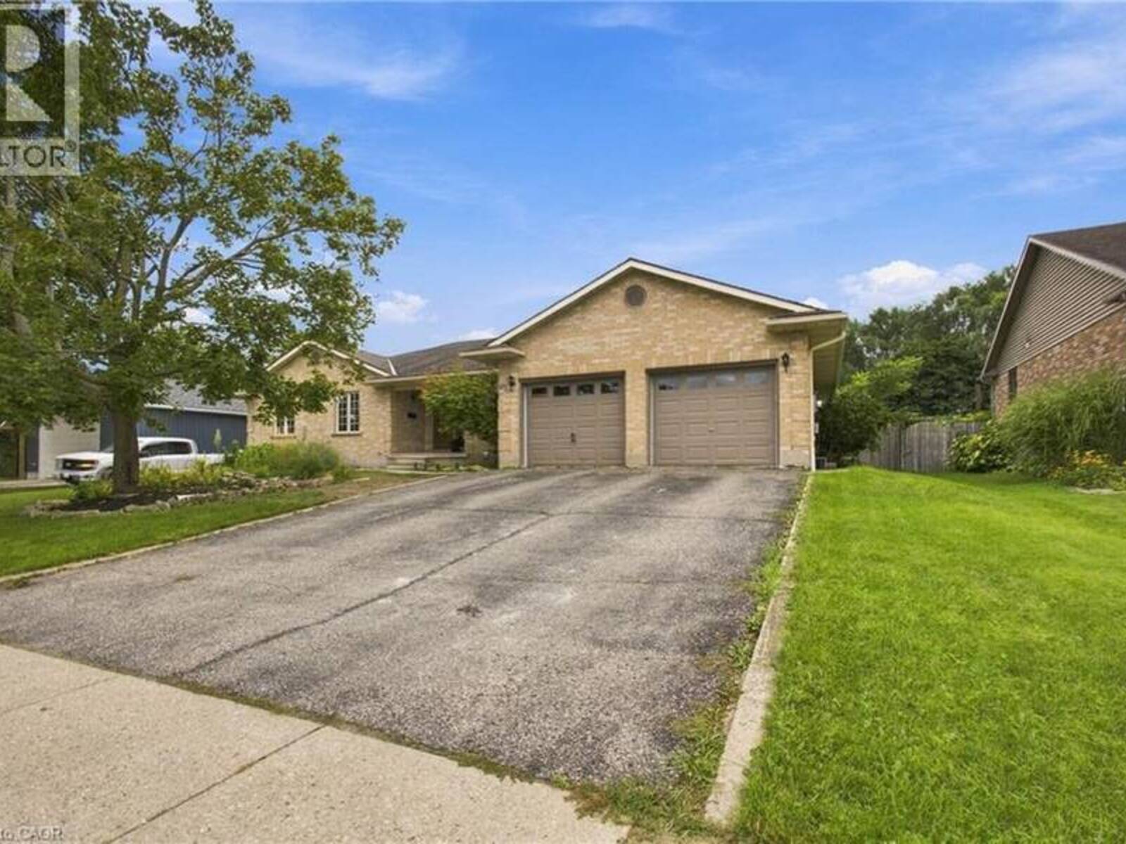 63 OAKRIDGE Avenue, Innerkip, Ontario N0J 1M0