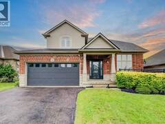 16 IRONGATE Drive Paris Ontario, N3L 4G4