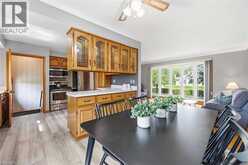 1470 MOUNTAIN GROVE Avenue | Burlington Ontario | Slide Image Ten