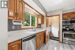 1470 MOUNTAIN GROVE Avenue | Burlington Ontario | Slide Image Twelve