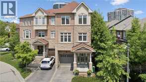1983 RACKUS Crescent | Mississauga Ontario | Slide Image Three