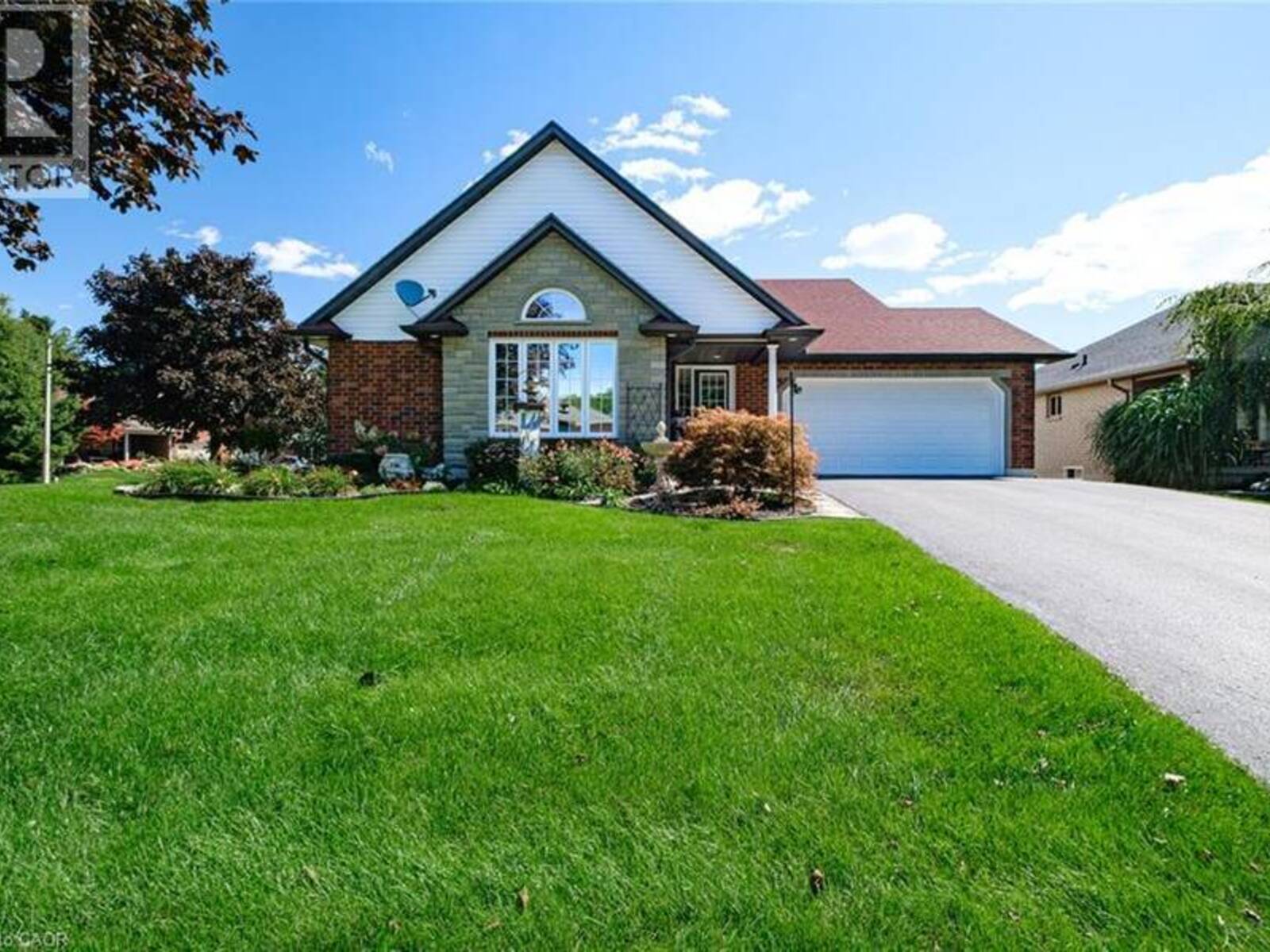 13 COASTAL Court, Port Dover, Ontario N0A 1N7