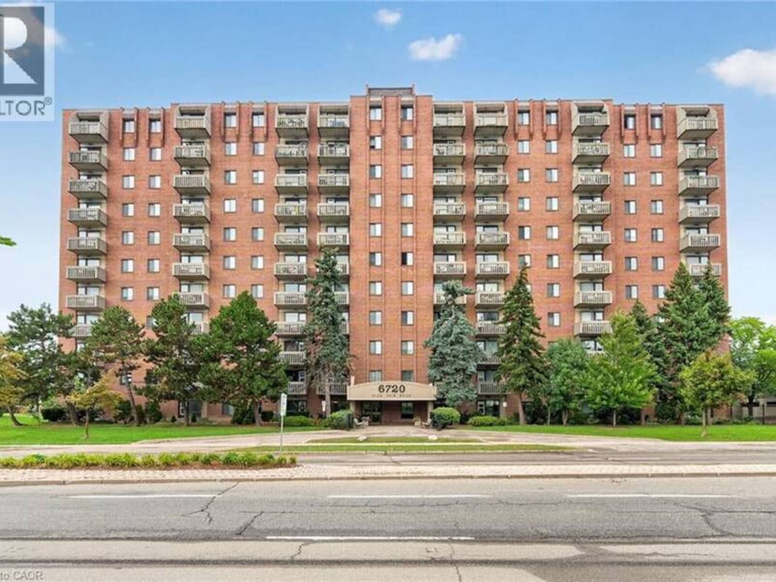 6720 GLEN ERIN Drive Unit# 404, Mississauga, Ontario L5N 3K8