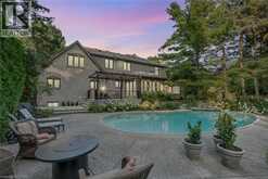 9 FLANDERS Drive | Waterdown Ontario | Slide Image Two