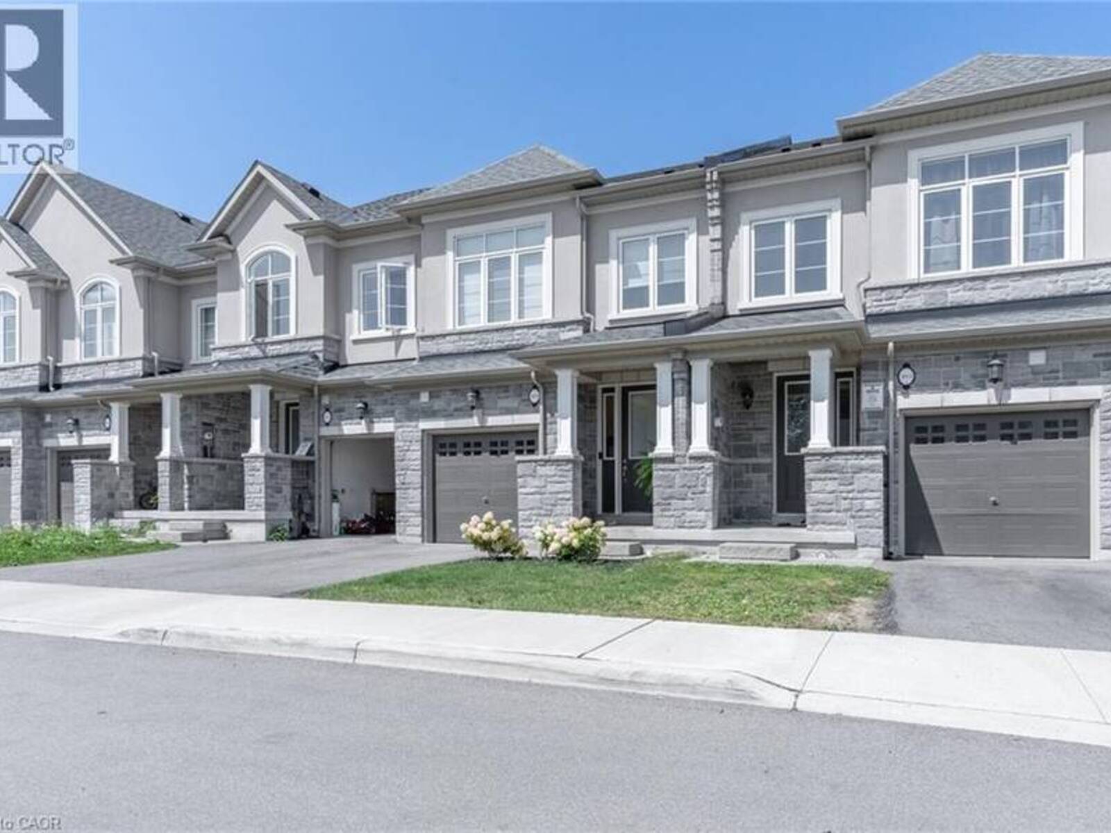 1059 GARNER Road, Hamilton, Ontario L9K 0J8