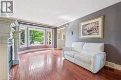 21 TINATAWA Court | Kitchener Ontario | Slide Image Four