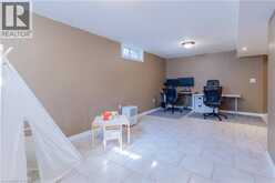 588 DRUMMERHILL Crescent | Waterloo Ontario | Slide Image Sixteen
