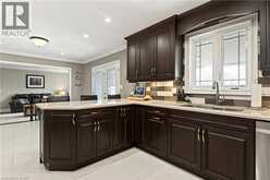 12 ARIES Court | Hamilton Ontario | Slide Image Sixteen