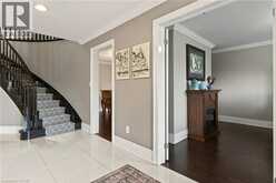 12 ARIES Court | Hamilton Ontario | Slide Image Four